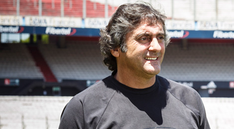 Enzo Francescoli en entrevista para Todo Sobre Ruedas habla sobre la Copa Conmebol Libertadores Bridgestone 2015 Enzo Francescoli en entrevista para Todo Sobre Ruedas habla sobre la Copa Conmebol Libertadores Bridgestone 2015
