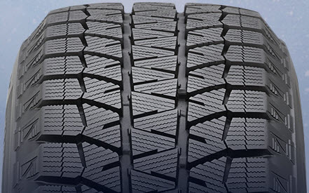Diseño en neumático Bridgestone Diseño en neumático Bridgestone
